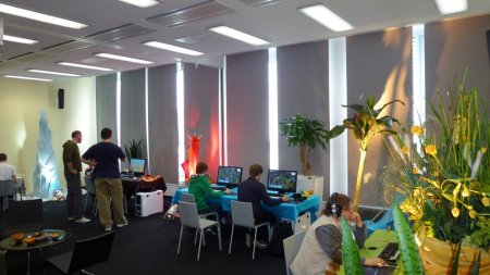 Фотографии с презентации The Sims 3 Времена года в Германии