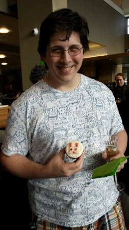 Празднование 14-летия The Sims в EA Studios